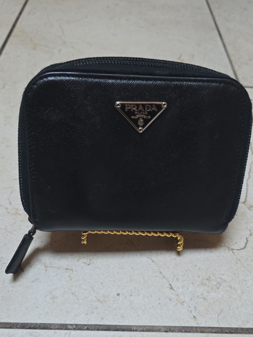 Prada Saffiano Black Leather Zip Around Wallet Unisex - Picture 12 of 12